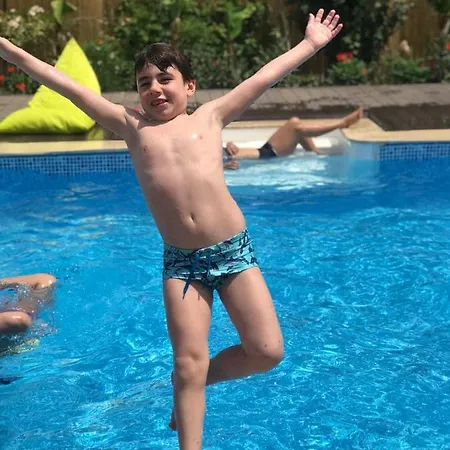 Nostalgia World 3* Kızılot