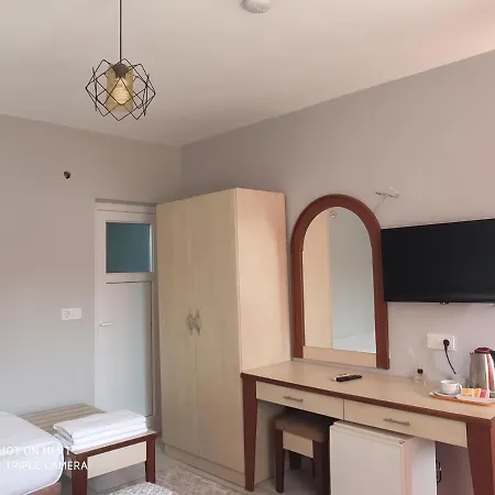 Nostalgia World Hotel Kızılot